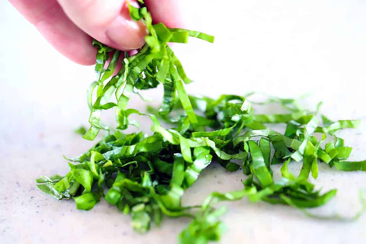 Corte Chiffonade